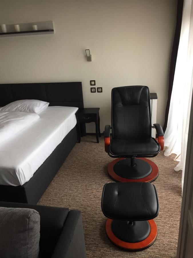 Vulkan Wellness Panzio Pécs Exterior foto