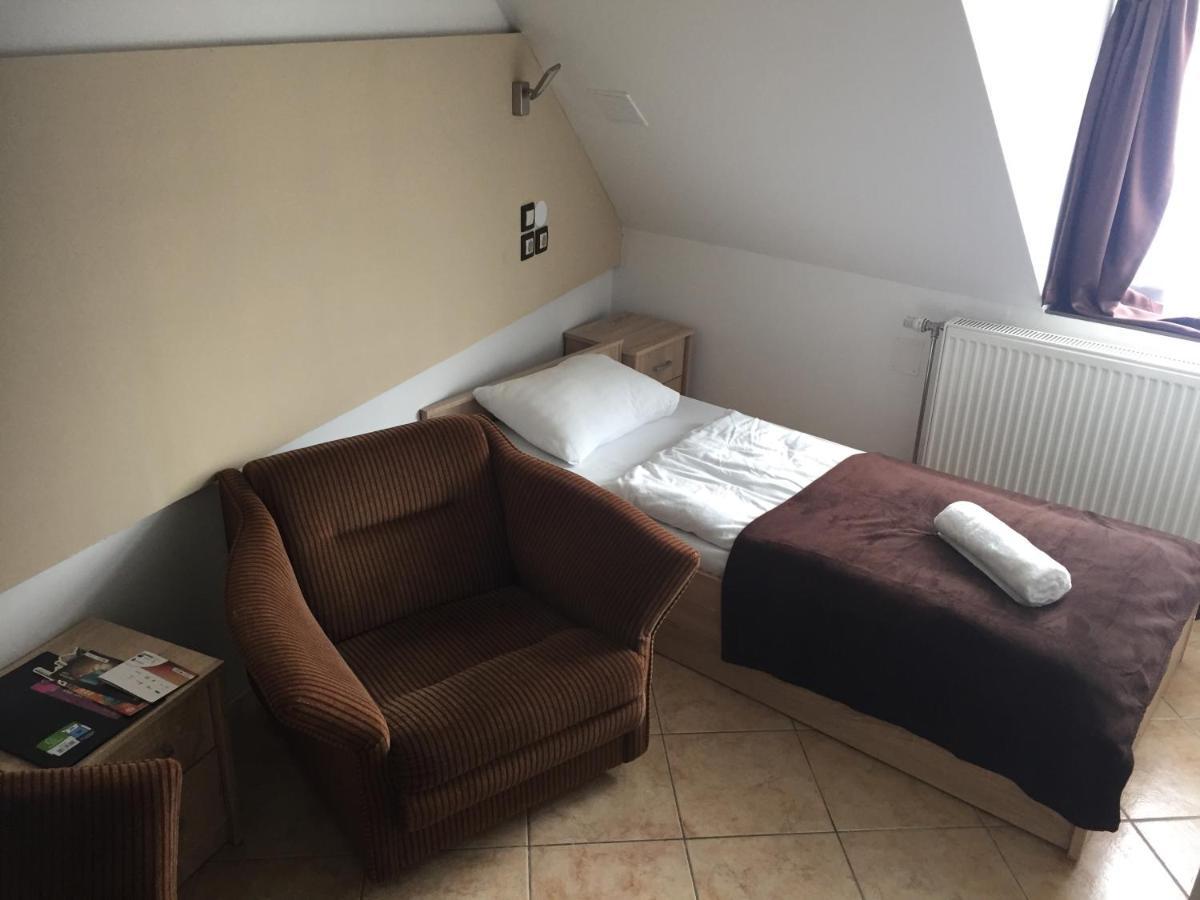 Vulkan Wellness Panzio Pécs Exterior foto